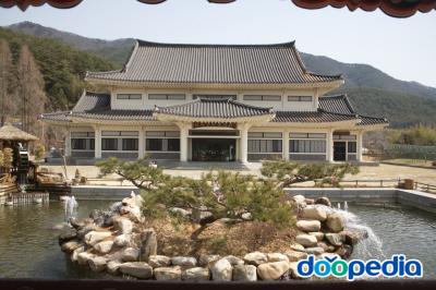 한국가사문학관