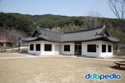 한국가사문학관