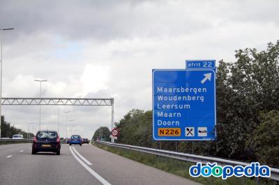 네덜란드 고속도로 표지판 