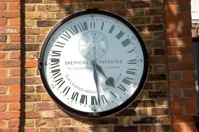 그리니치 왕립 천문대, 표준시간 시계