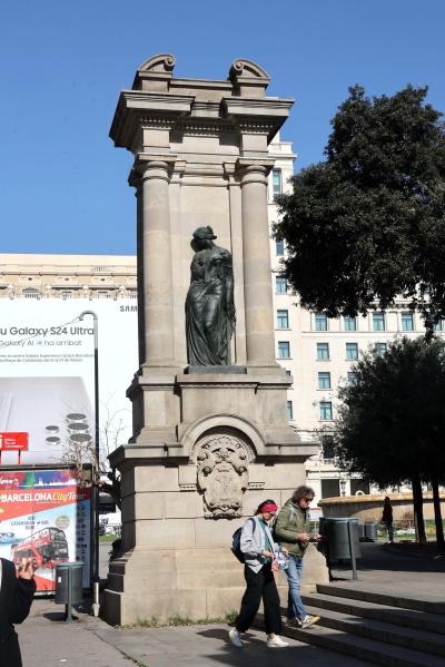 카탈루냐 광장 18