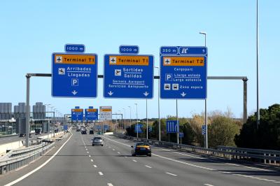 바르셀로나 도심에서 공항까지의 도로 전망 15