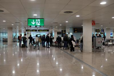 바르셀로나 엘프라트 공항, 체크인구역 12