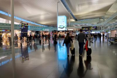 바르셀로나 엘프라트 공항, 국제 터미널 체크인구역 11