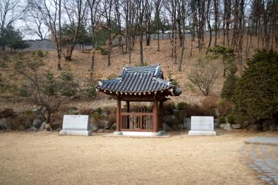 효령대군 이보 묘역, 청권사 비각