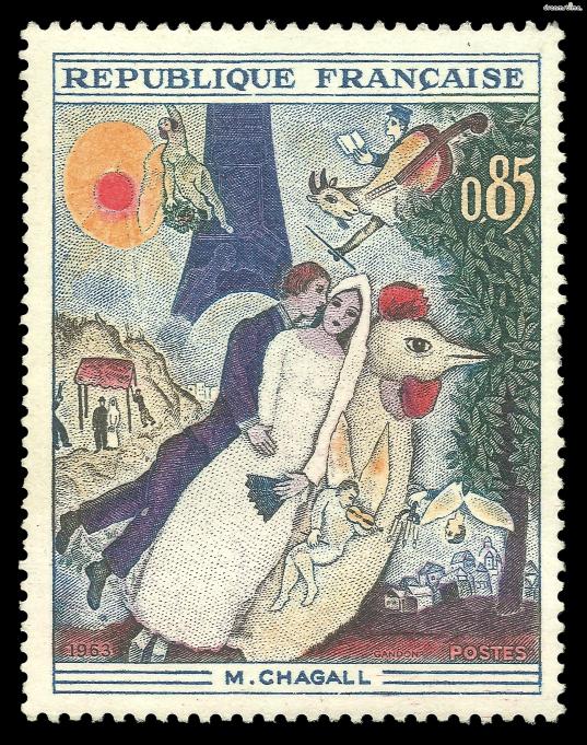 [9] 대표 소장품 2

&#39;색채의 마술사&#39;로 불리는 마르크 샤갈의 《에펠탑의 신랑신부》(사진),

《이카로스의 추락》과 같은 작품들도 퐁피두센터에서 만나볼 수 있다.

러시아 태생인 그는 본명인 러시아식 이름 모이셰 세갈(Moyshe Shagal)을 버리고

프랑스식 이름인&nbsp;마르크 샤갈(Marc Chagall)으로 개명했을 정도로

파리를 사랑했으며, 이곳에서 많은 영감을 받고 많은 활약을 펼쳤다.
