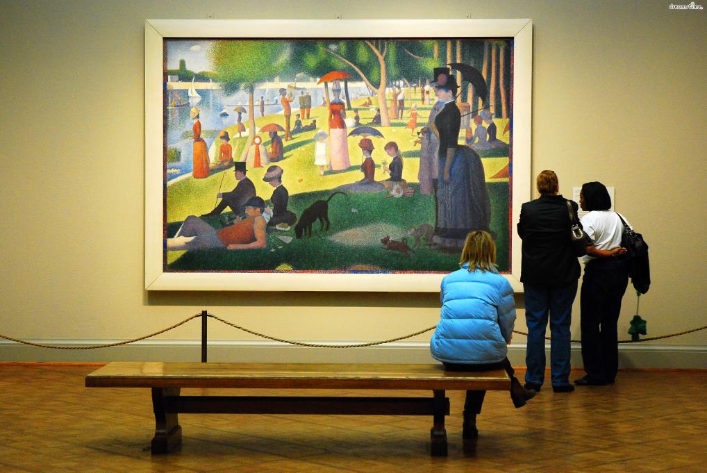[9] 대표 소장품2

오로지 붓으로 점을 찍는 것으로만 색상을 표현해내는 점묘법은

프랑스의 조르주 쇠라(Georges Seurat)가 대표적인 작가로 꼽힌다.

그의 대표작인 《그랑드 자트 섬의 일요일 오후》를 이곳에서 만나볼 수 있다.

