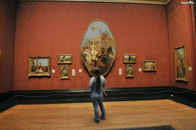 내셔널 갤러리는 세계에서 열 손가락 안에 드는 대규모 미술관이며,

영국의 자존심, 영국 미술의 근거지로서 그 명성을 오늘날까지 이어오고 있다.
