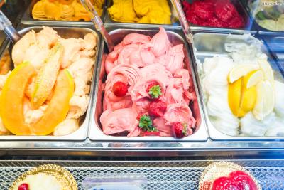[궁금증1. 젤라토란?]
이탈리아를 대표하는 국민 아이스크림
우유와 크림, 설탕을 베이스로 하고 과일이나 견과류, 초콜렛으로 맛과 향을 낸다.
